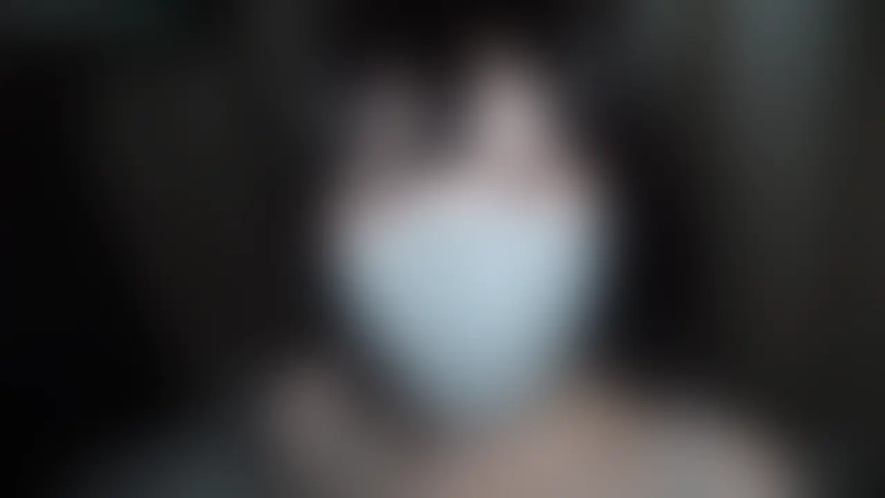 【マスク顔出し】コミケで写真集販売してたHカップグラドルちゃんと生ハメ中出しセックス。
グラビアうまくいかなかったらユーリくんに養ってもらうっていつも甘えてくるHカップ美女が写真集として販売する予定のCKのブラもってきてもらって堪能させてもらった後は
違う衣装に着替えてもらって心置きなくへとへとになるまでハメまくった。
↓単品版0時から (2/2)