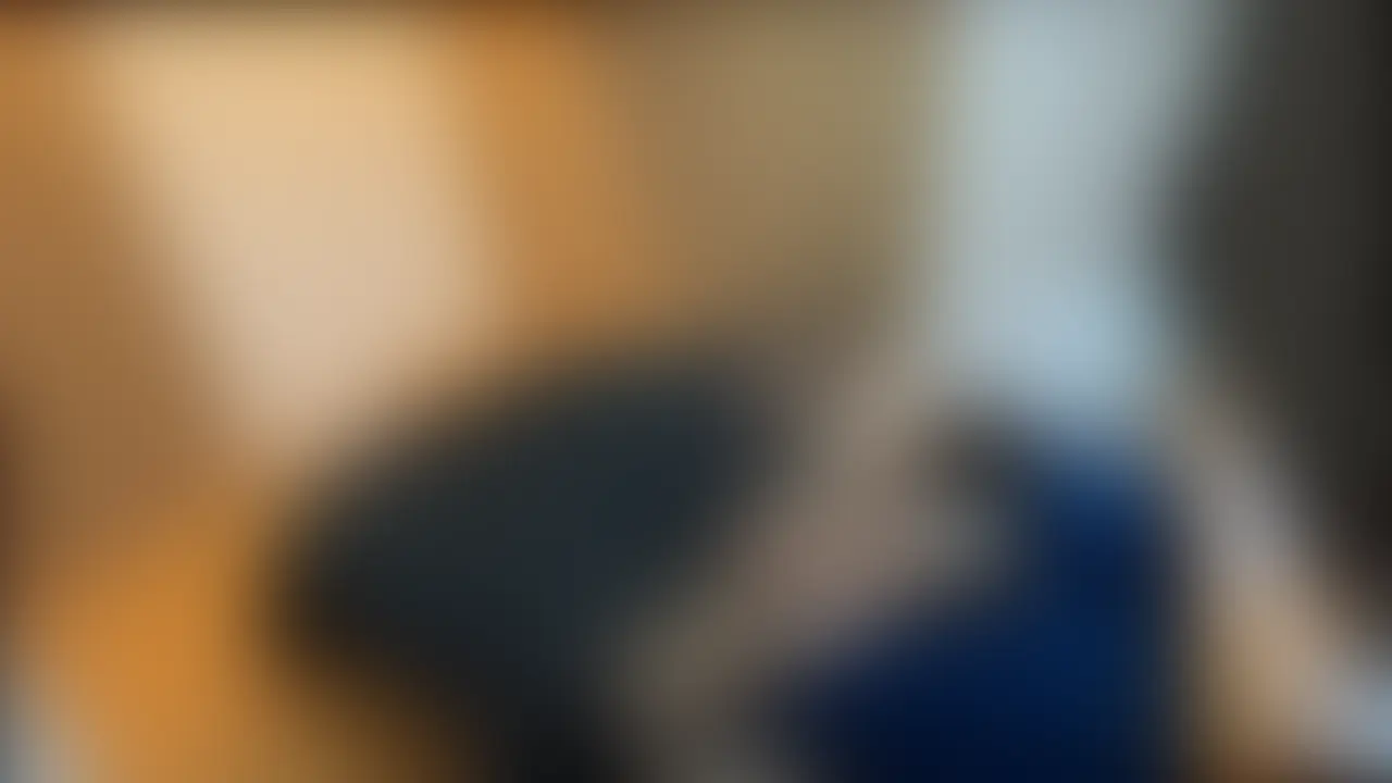 久しぶりのお泊まり🫣
まだ夜にもなってないのに子宮奥に突かれて痙攣💦
最後は中出しで2人の夜がスタート😍 (2/2)
