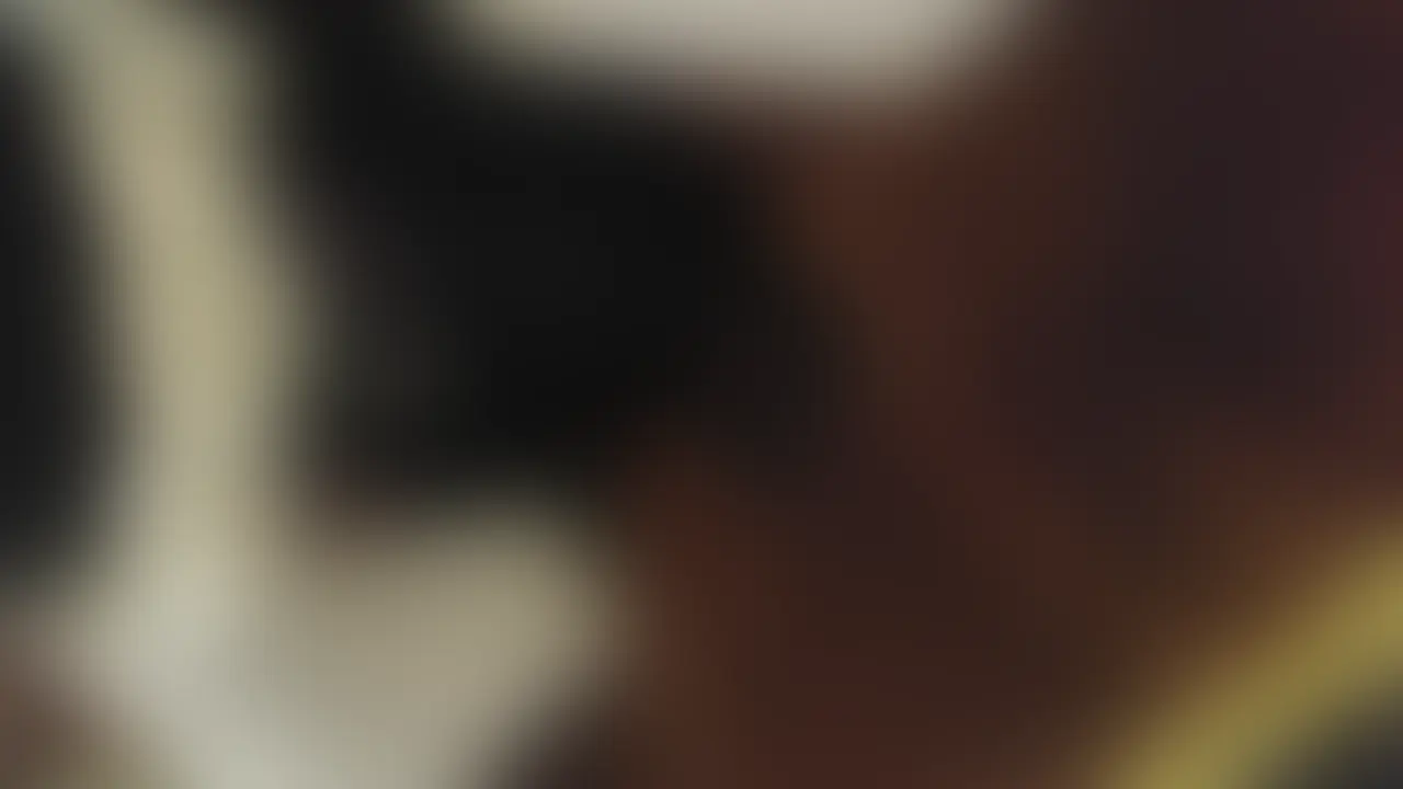 今回は美乳のリンちゃん。本当は本番無しなのに
裏オプションで挿入させてもらいまいました
極上フェラでイクのをガマンして
キツキツおま○こに挿入、最高で我慢できず大量射精
性格良くて話しやすいリピート確定のりんちゃんでした (2/2)