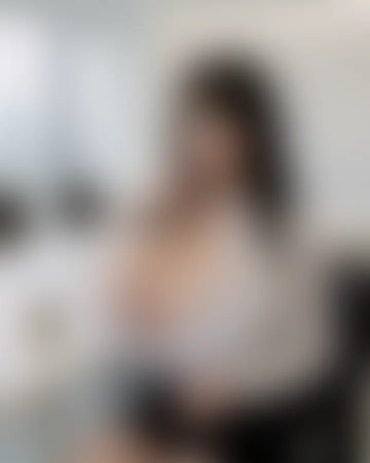 ①Oカップナミ×Kカップスミ🩷爆乳コラボパック‼️
② くぱぁマ⚫︎コ接写🩷挿入でイキまくり🩷喘ぎまくりで昇天🩷過激オナ🩷

①Oカップナミ顔出し×O乳パック🩷
②Kカップスミ🩷過激動画🩷

スミの身体を隅々まで見て？🩷
フォロワーさんに求められるまま、アソコを映して、挿入🩷
実はこの動画、あるフォロワーさんにリクエストいただいてお送りした動画になります...🤫
こんなスミあり？🩷
パイズリ、挿入、喘ぎまくっておかしくなりそう...🩷
みんなのこと考えながらイキまくっちゃいました...🩷
感想くれたら嬉しいな☺️✨
スミでたくさん抜いてね🩷 (2/2)
