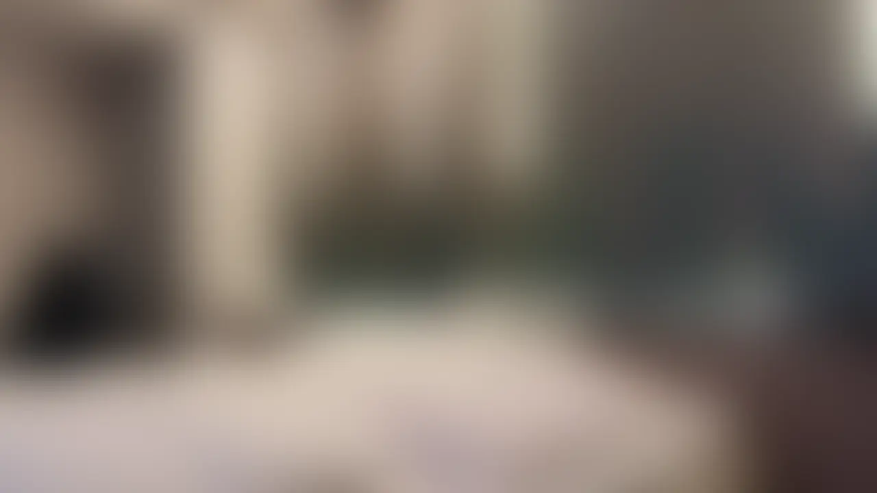 【20歳の地下アイドルちゃんとファンには絶対内緒の密会。普段は出せない性欲発散して汗だく2回戦SEX】
(本編1時間49分)
めちゃくちゃ可愛い地下アイドルちゃんと会ってしまいました。。。僕はあんまり詳しくないんですが、ちゃんとファンもいる子らしいです。
可愛らしいお顔にD〜Eカップのむちむちな男受けする身体。
「普段は発散できないから…」と言っていたので、脳溶けるくらいまでベロチューして舌絡ませて、思いっきり突いたら「んんんあああぁぁそれ気持ちい気持ちいいいイクイク!!!!」とオホ声出して喘いでてエロすぎました。
2回戦の全てを収録。疲れすぎて最後は寝ちゃってました。 (2/2)