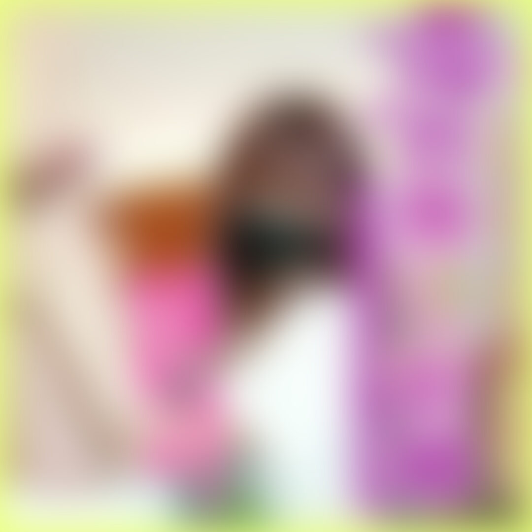#52(ルーインドオーガズム17回♡)
おちんぽシコシコされる時にこんなにおちんぽに顔近づかれることある?🤫
中々なくて恥ずかしいよね?
おちんぽ至近距離で見られながらなんて恥ずかしいよね?💕
恥ずかしいけど気持ちよくてダラダラおちんぽの先っぽからおもらししちゃってるじゃん🤭 (2/2)