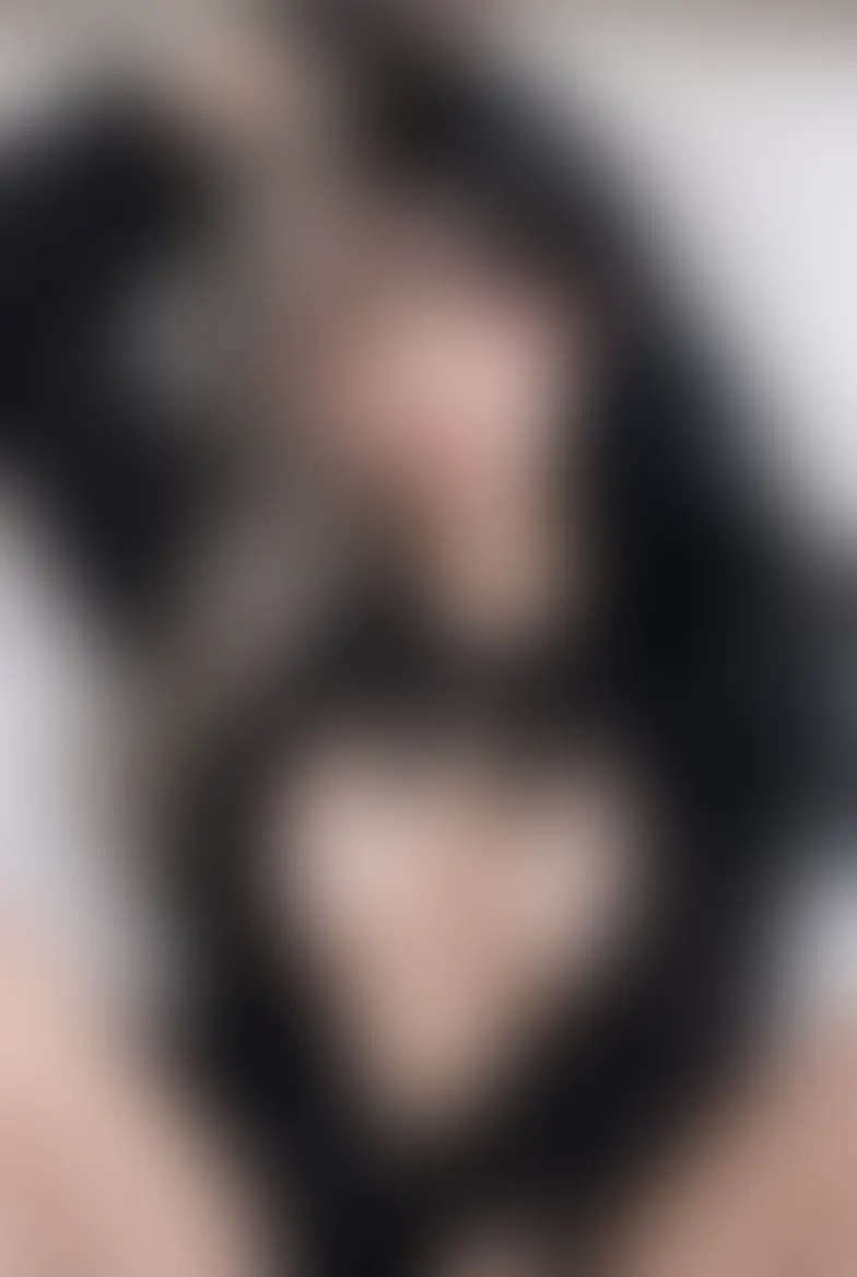あやかと2人の妹💕「こんな格好させて 何するつもりですか…💋 何するつもりですか…💋」の投稿サムネイル