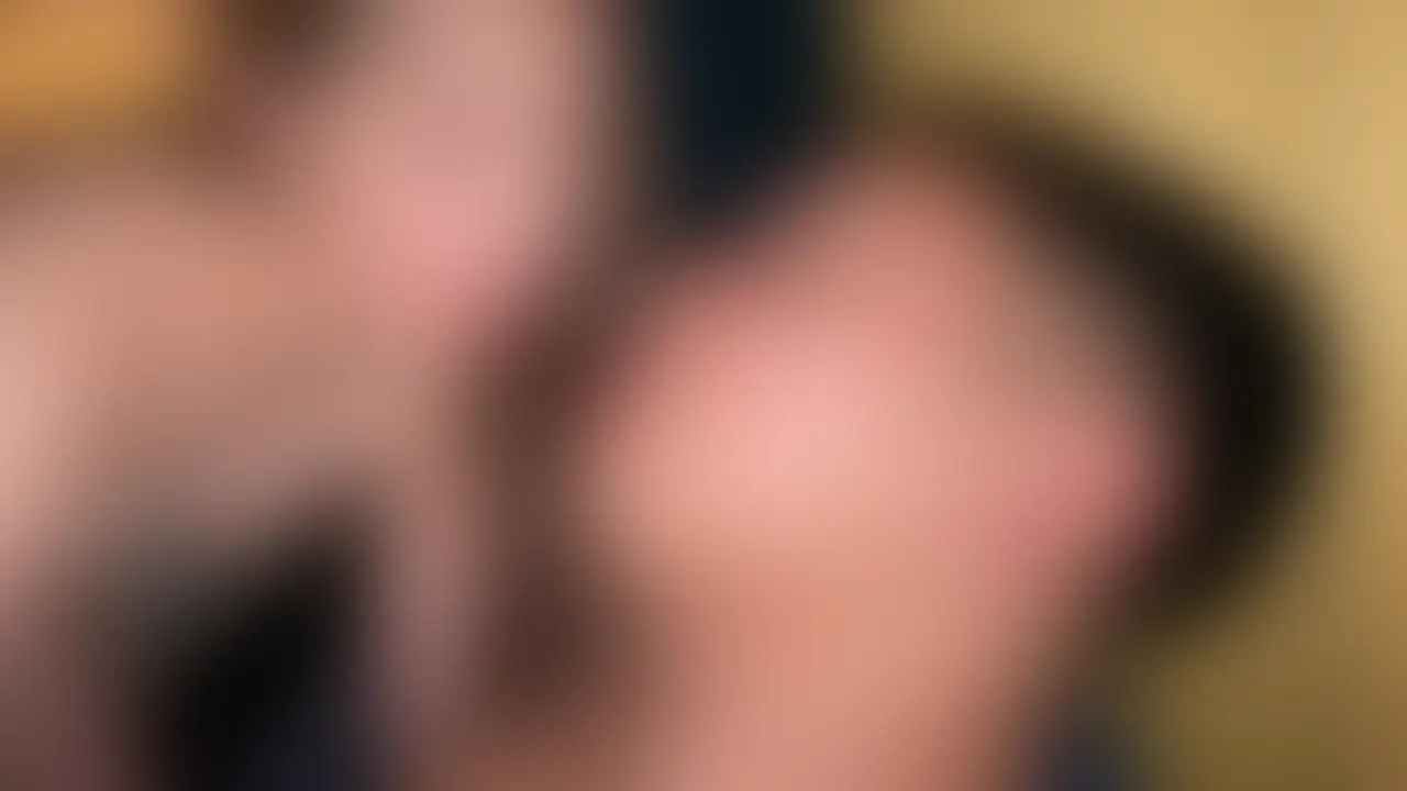【ベロチュー手コキ】舌絡めキス×チンコ責め💋【vol.118】
ねぇ…
キスしながらシコシコされるのってどんな気持ち?
アンが唾液いっぱいのベロチューで
舌絡ませながらゆっくりしごいてあげる💋
キスと乳首、交互に舐めちゃおっか♡
べっちょべちょにされながら射精したいんでしょ?
抜いた報告待ってるね🥰
*定価¥980 (2/2)