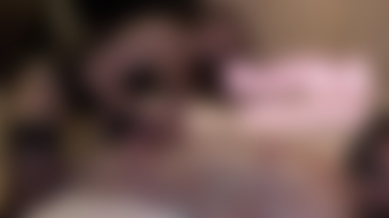 マミープレイやってみた!
としさんをラップでグルグル巻いて○○○束して抵抗出来ない状態で手コキしたりフェラしたり騎乗位していじめました♡
私優位で進むプレイは珍しいので是非ご覧ください♡ (2/2)