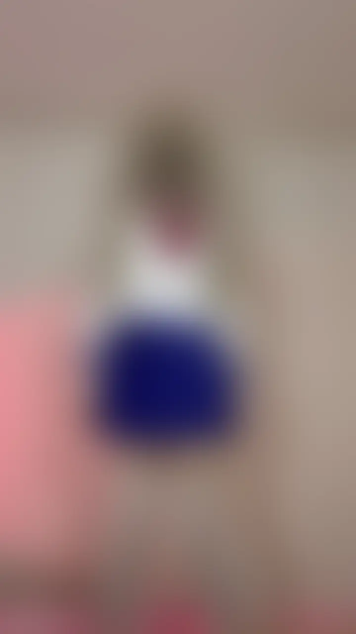 『セーラー服コスプレした自分に興奮して鏡にぶっかける金髪女装男子🍼💕🪽』 sample 1