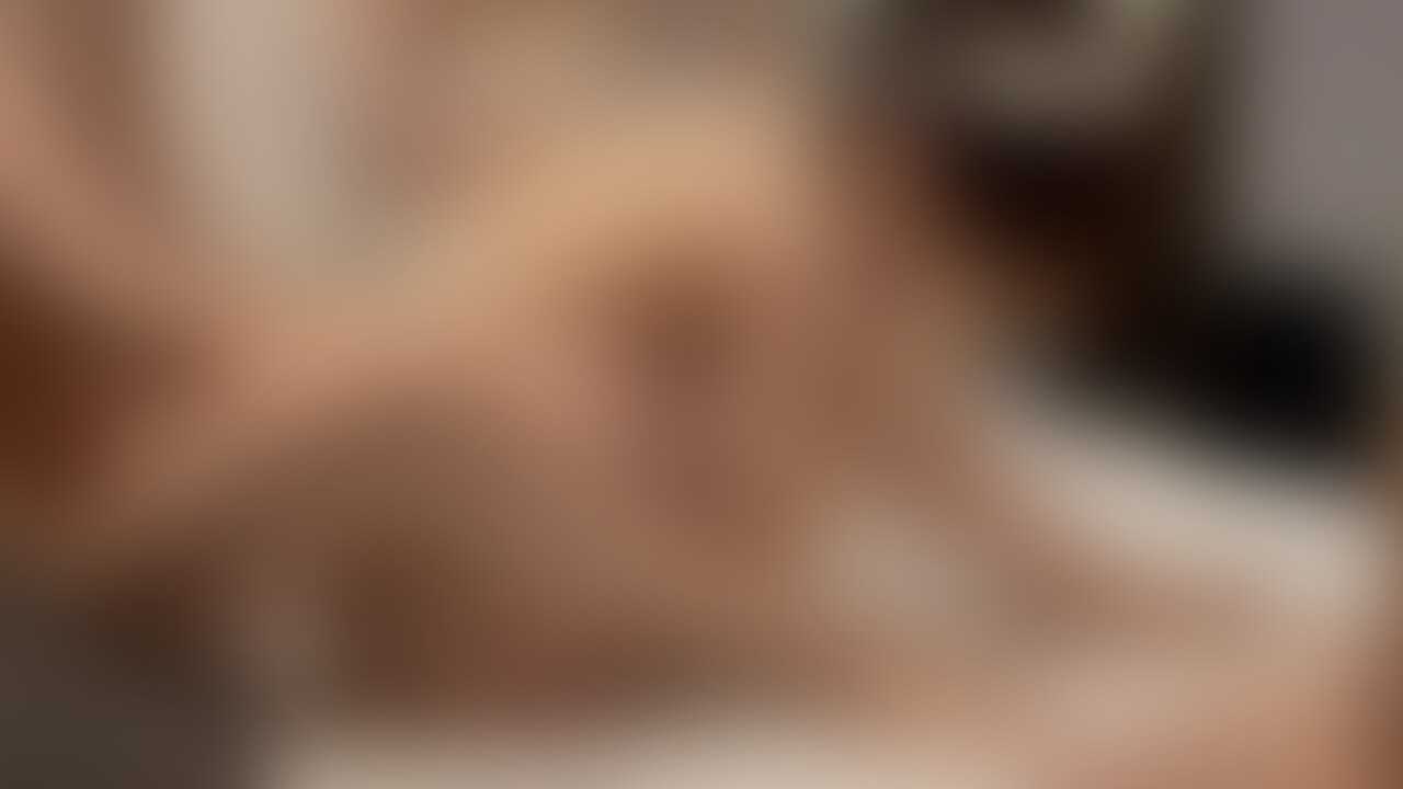 【NTR動画 4Pぶっかけ編①】(6分24秒)
2022年に行なったぶっかけ企画の動画を編集してみました。
部屋に残された妻
妻を囲む単独3人
この後妻はどうなるのかその目でお確かめ下さい。 (2/2)