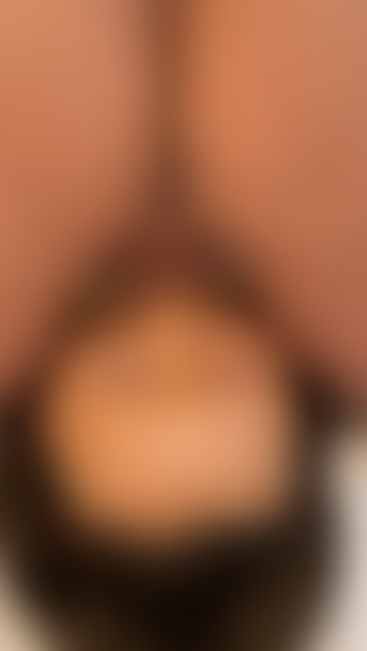 潮が出てる時ちんこは抜くなと怒られた🍼
次は口から溢れ続けても抜かないように頑張ります🍼 (2/2)