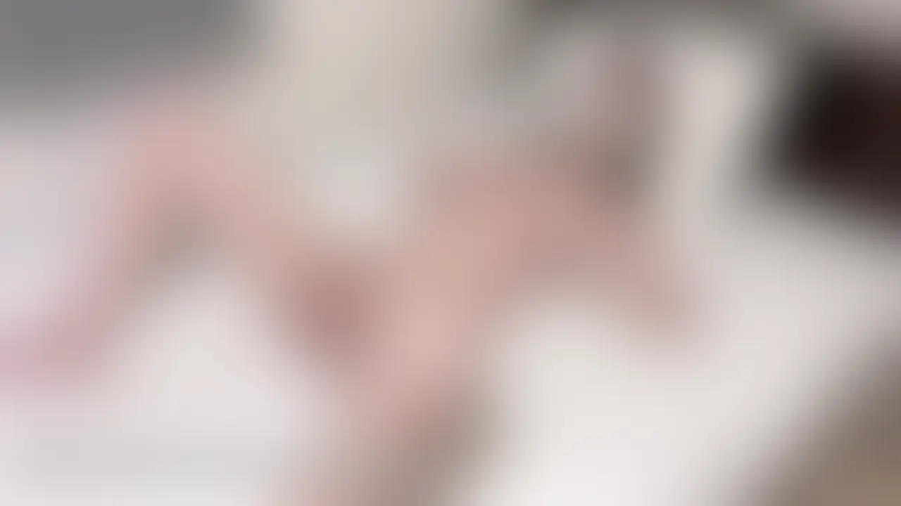 こんばんは🌙
アラサーぼっちOLのさおりです。
ムラムラしちゃって我慢の限界でした…🥺💦
夢中でズボズボしたら、いっぱい出ちゃったよ💓✨✨ (2/2)