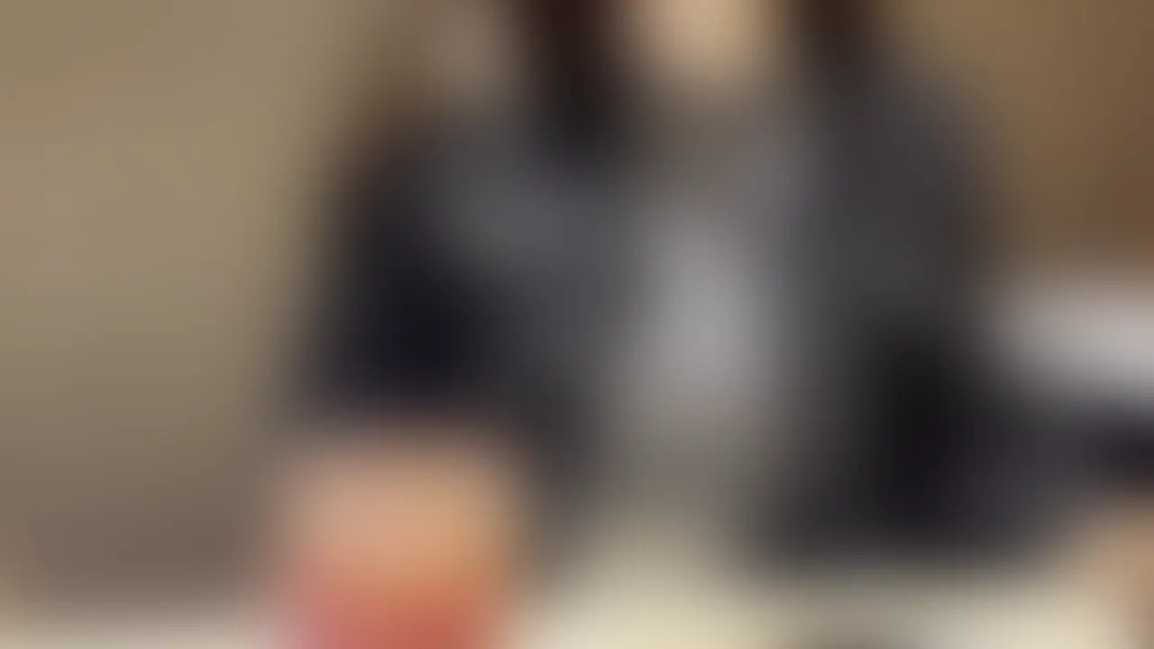 口が悪い元カノに苛ついたので口を塞いでめちゃくちゃにする1日
📝本編は顔モザありません
・名前:ゆちゃち
・歳:25歳
・職業:元カノ
・カップ数:Hカップ
・性癖:ドM
====
こんにちは、ベルです。
ゆちゃちちゃんと居酒屋に行ったのですが口が悪くて苛々してしまいました。
とりあえずイラマチオで何回も嗚咽させて主従関係を再度分からせました。
良い子になったので、その場でバックでたくさん突いてあげました。
これをするだけで従順なゆちゃちちゃんの爆誕です。
普段は気の強い性格なので、度々分からせないとダメなのが大変なとこですね…
雑魚マンですぐにイクゆちゃちちゃんは可愛いので是非お楽しみください!
#美尻
#巨尻
#巨乳
#美乳
#フェラ
#個撮
#個人撮影
#色白
#ハメ撮り
#裏垢
#変態
#素人
#水着
#痴女
#お姉さん
#P活
#イラマチオ (2/2)