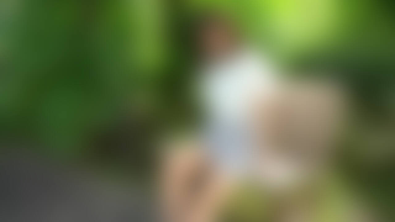 ［美女と公園デート］ (2/2)