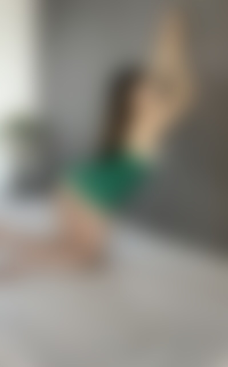 ［お○○○さんのえちえちグラビア］

先出しオフショット (2/2)