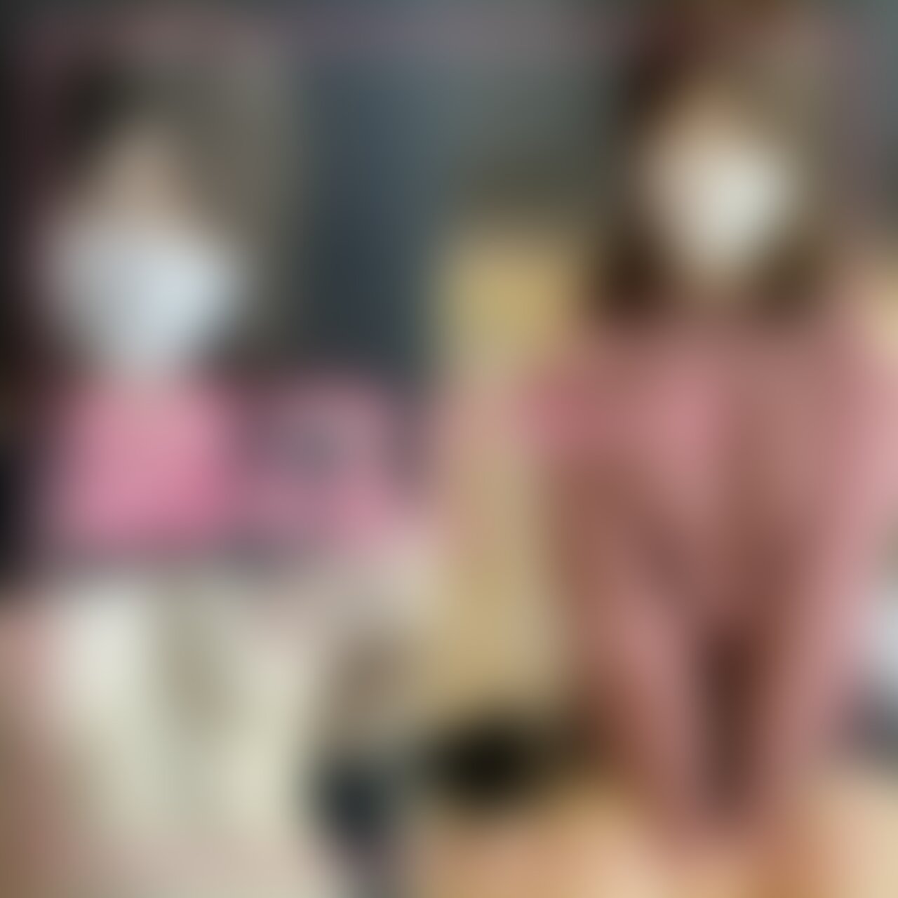 大変お待たせしました❣️
新作動画投稿しましたよ╰(*´︶`*)╯♡
今回はお気に入りの私服でそのままえちえちしちゃった🥰
私服と下着の紹介をしてたらムラムラしてきて、ハル君が私のオ◯ンコに指入れてきたから、私も自分でク◯トリス触ってたらすぐイッちゃった😆
最後はたっぷり中出ししてもらっちゃった🥰💕
動画の中で、ファンの方からのリクエストで私が「包茎お◯んちん」って言ってます🥰💕
ハル君のお◯んちんの皮を剥き剥きしてあげました😆
こんな事言ってほしいとかしてほしいってリクエストやコメントも待ってるね💓
この動画が少しでも良いと思ったら、いいね💓いっぱいしてくれると嬉しいです🥺💕 (2/2)
