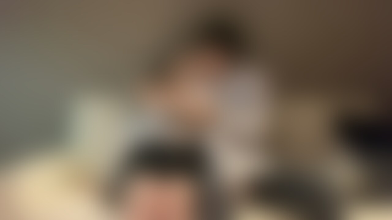 ひまりの就活帰りにソファーでイチャイチャしました。リクルートスーツは個人的に大好きで、しかも今回はTバックです! (2/2)