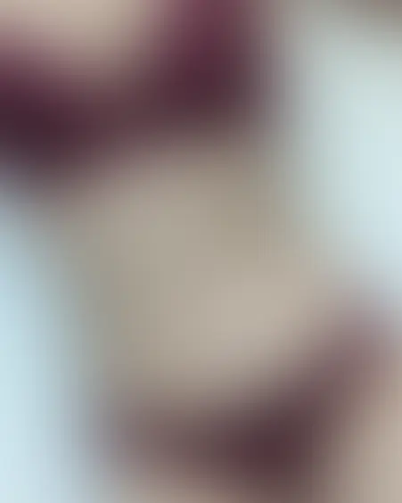 ヒナ🐥(パイパン女子大生のおしっこ🐤)「今日のヒナの下着🥰」の投稿サムネイル