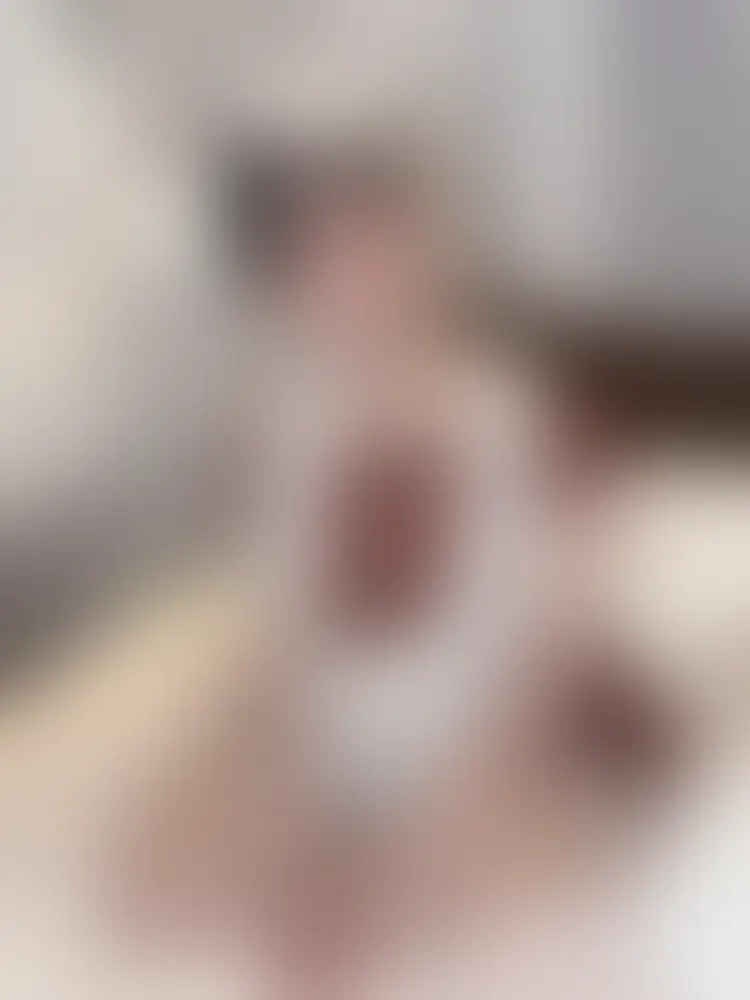 こんなスケスケのメイド服着させてなにするんですかぁ~???
千織ちゃんをイカせたいって??
千織はそんな簡単にイキませんよ!!! (2/2)