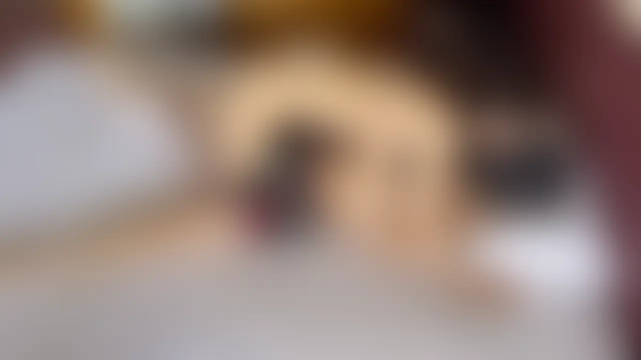 激エロスク水を着せたら、そこからはみ出る爆乳ピンク乳首がエロ過ぎて即中出してしまいました… (2/2)
