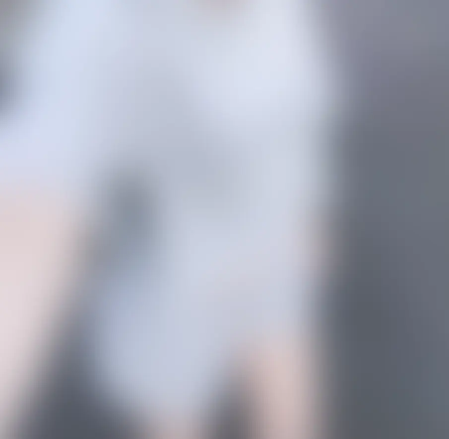 白乃あいり👀「唐突にアイス食べたくなってコンビニ行ってきたよ(ᐢᴖ ·̫ ᴖᐢ)」の投稿サムネイル