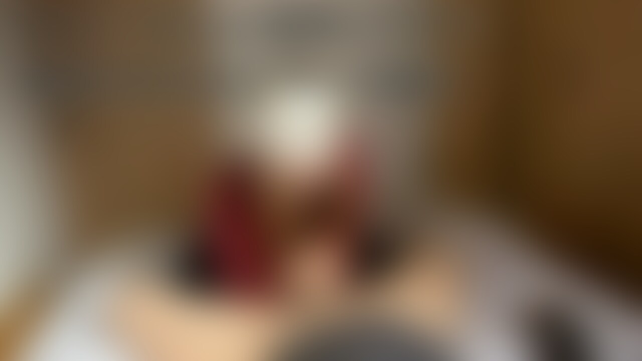 遠隔バイブで操作されながらフェラ抜き😍 (2/2)