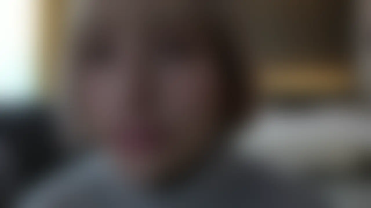 *動画では顔出ししています🥰
【匿名度S:絶対極秘!】東欧クォーターG乳奥さん/垂涎よだれ接吻・カリカリ乳首弄り・裏筋ちゅうちゅうフェラで男を操縦する完全女性主導の痴女プレイ生中継!
男をオモチャにする人妻 💕
こんにちは、ど素人ポルノ@麗子です。
今回のAVごっこは、桜新町のインテリア雑貨店🪭
でお仕事をされている
お友達のAちゃんのえち動画🔞です。
東欧系のクォーターで
羨ましいほどお顔の整った彼女✨
ご覧いただければわかりますが📱
男性を手玉にとる圧巻のエロプレイの数々は
プロじゃないからこそできる
天性の痴女💋っぷりでした💯
ケタケタと笑いながらすごいハイテンションで全裸雑魚おじさんをカメラの前に引っ張り出すと、手でペニス🍌をイジりながら乳首舐めで焦らしまくります。
さらにカメラへエロ目線を送りながらチ●ポを舐めて勃起を促したり、「すっごい恥ずかしい♪」と言いながらワレメをパックリ開いたりと明るい暴走が止まりません💦
電マオナニーで潮💦をぶっかけ、パイズリで発射ギリギリまで彼を追い込むなどヤリたい放題した後はスパイダー騎乗位が炸裂!
「オマ●コの中、気持ちいい!?」と煽りまくりながらの強烈なハメ腰に暴発まったなしなのです。 (2/2)