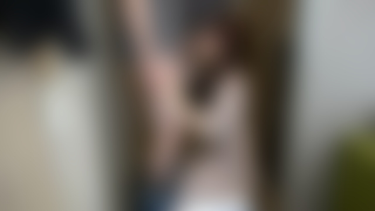 【デリヘル】れいさん【即尺フェラ】

出会ってすぐにフェラチオ即尺コースと顔出し動画撮影コースのオプションでデリヘル風俗嬢のフェラ抜きを撮影しました。学生、OL、主婦など、お○○○さん系から童顔、癒し系までとびっきりの女の子たちが在籍する人気風俗店。サービス抜群、愛嬌抜群、テクニシャンの濃厚おしゃぶりサービスでどぴゅどぴゅ口内射精！ (2/2)