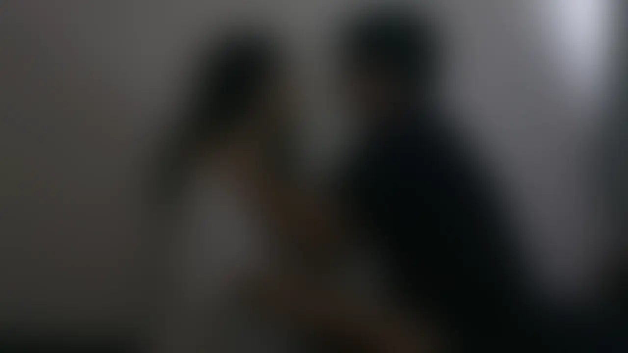 無言で始まるセックスこそエロくて美しい (2/2)