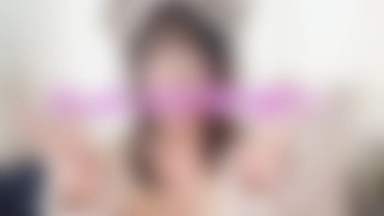 ◎淫キャのもちださん2年越しのパイズリ講習
初めて撮影したのが2年前、コラボも初ということでパイズリやらエッチめちゃくちゃ撮ったのが懐かしいです。
パイズリが上手くなってるみたいなので、パイズリを確かめました!!パイズリが上手くなっててイクのが悔しいので生ハメセックスで大量にぶっかけました!! (2/2)