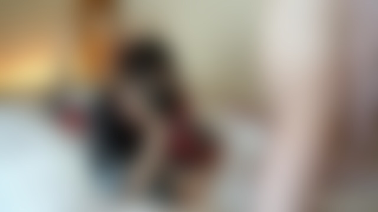 うららゴロゴロするの大好きだからちょっとゴロゴロしたくなっちゃった🫢
けどM男くん寂しがるからリラックスしながらもおちんぽはいじめてあげるよ🥺
ごろごろリラックスしながらおちんぽシコシコされちゃうのってどういう気分なんだろうね?🤔
みんななら嬉しい?♡ (2/2)