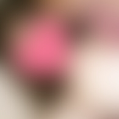 本日のPJチャンは大学1年生の女の子です❣️
去年まで制服を着ていたというウブウブガール🎀
しかもおっぱいは天然のGカップ😍
素朴可愛く経験人数もたったの一人という、開発しがいのあるPJチャンです💕
エッチの経験はかなり少ないですが感度は良いようで、挿入すると気持ちよさそうに可愛い喘ぎ声をあげながらオジのち◎ぽに夢中になってしまいます😍😍😍
ピチピチJDま◎こをたっぷり堪能させていただきました💖 (2/2)