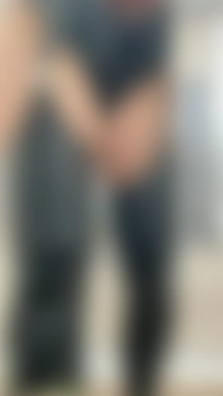 ドロンジョ様みたいなラバー着用deens妻セクシームービー きしむミチミチ音やら密着感がすごい (2/2)