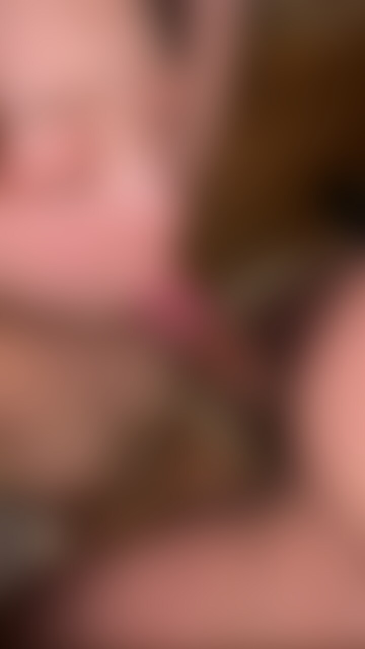 りこ
24歳
看護師
イラマチオ大好きな女の子ですw
撮影前から自身で
どうせ撮るなら
苦しんでる顔と喉も○○○してほしいとお願いがw
変わっている女の子でした・・・
こんな可愛い顔して誰に教わったんですかね〜
苦しくて目尻に涙が見えるのも良
Sっ気ある方におすすめです
騎乗位も積極的で変態なんだなーと実感できますw
最後は外出しです (2/2)
