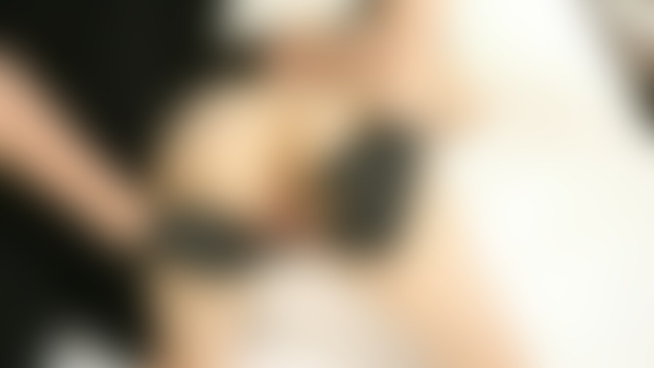 バックでくぱぁ
えっちかな？♡

今度はらんらんが責める動画もみたい人いますかー🥺 (2/2)