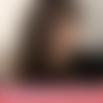 29歳美人妻。超必見レベル!バキュームから舌使いまでガチでエロい上手すぎるフェラ。
29歳、美人妻によるフェラ動画です。
人妻と言っても妙齢な歳。上品さと色気がむんむん漂うエロスがヤバいです。何よりフェラが本当に上手いです。
肉棒に唾液をたっぷり絡ませ濃厚なディープスロート。舌を出しながら根元まで咥え込むテクニックは必見。吐息を漏らしながらの激しい吸いつきにはガマン汁が止まりません。
バキューム力、ピストン、舌使い、経験不足の若い子には真似できないであろう美人妻のフェラを是非ご覧下さい。 (2/2)