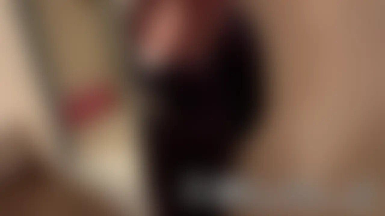 衣服での責めから、生のお腹への執拗な責めを受けました。生腹へのシーンでは最も効いた箇所をスローにしているので、どれ程の責めを受けたかわかりやすくなっております。 (2/2)
