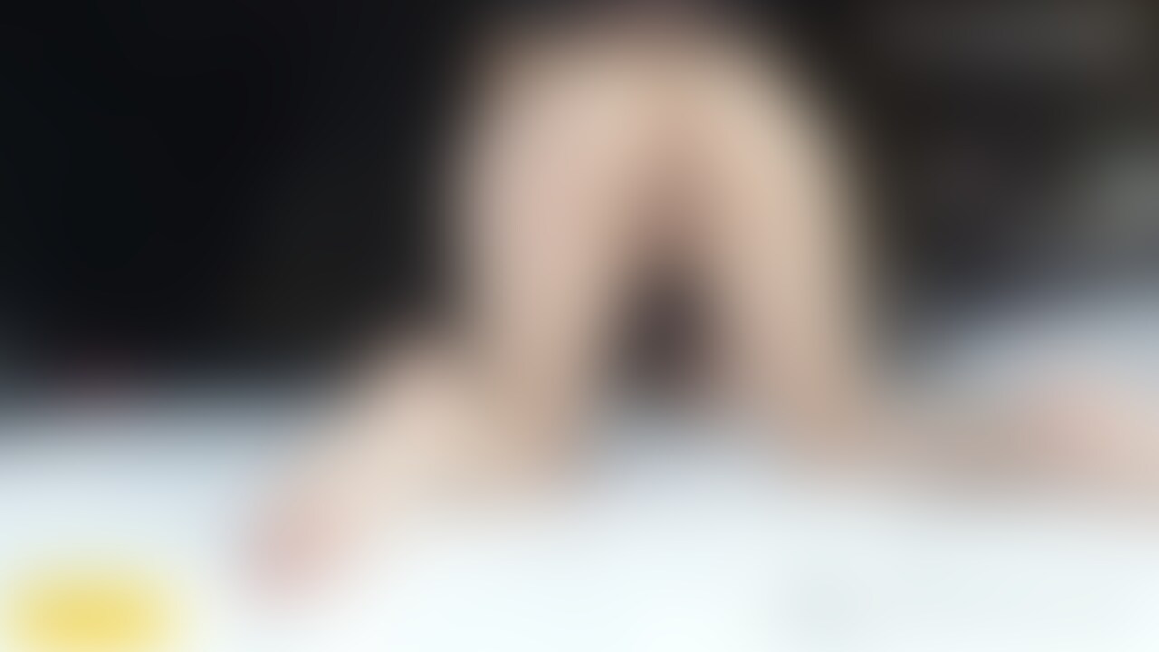 【四つん這いフェラ】
この体勢からの
ヨダレまみれの
じゅぽフェラはアへる。 (2/2)