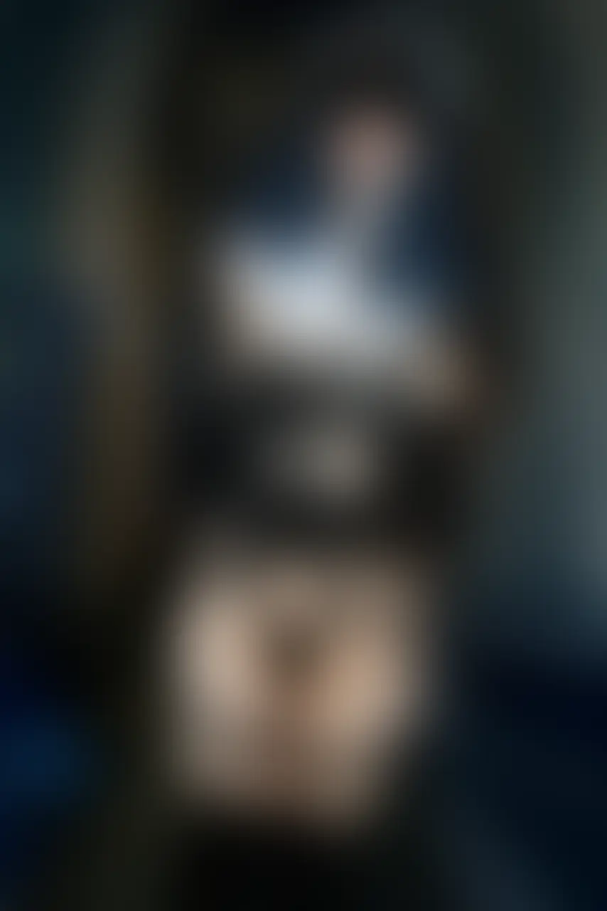 sei-miho ★人妻肉便器「【本日の無料公開】 卑猥な姿晒しているだけで発情しっぱなしの淫乱シスターより、ご主人様方へ。 鎖と革に縛られたこの従順な肉奴隷の姿、いかがでしょうか…？ より淫」の投稿サムネイル