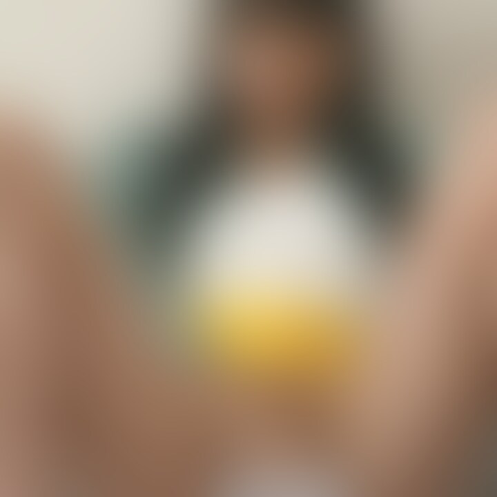 右上の「いいね❤️」を押してから見てくれると嬉しいな💕
すりガラスでアソコを隠しておなにーしてみたよ🥰 (2/2)