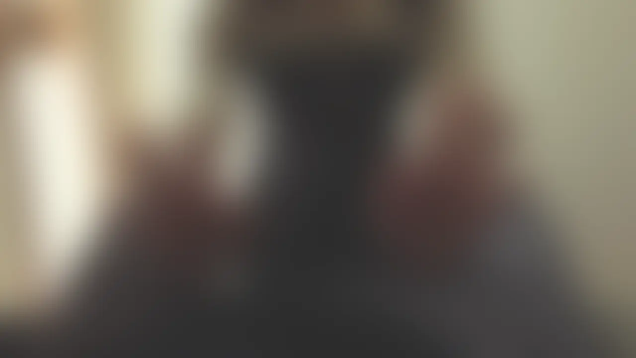 妻の手コキで精液をぶちまける動画です。
軽イキしたのち限界まで追い込まれ、最後はドクドクと白濁が噴き出す大量射精の迫力をぜひご覧ください。 (2/2)