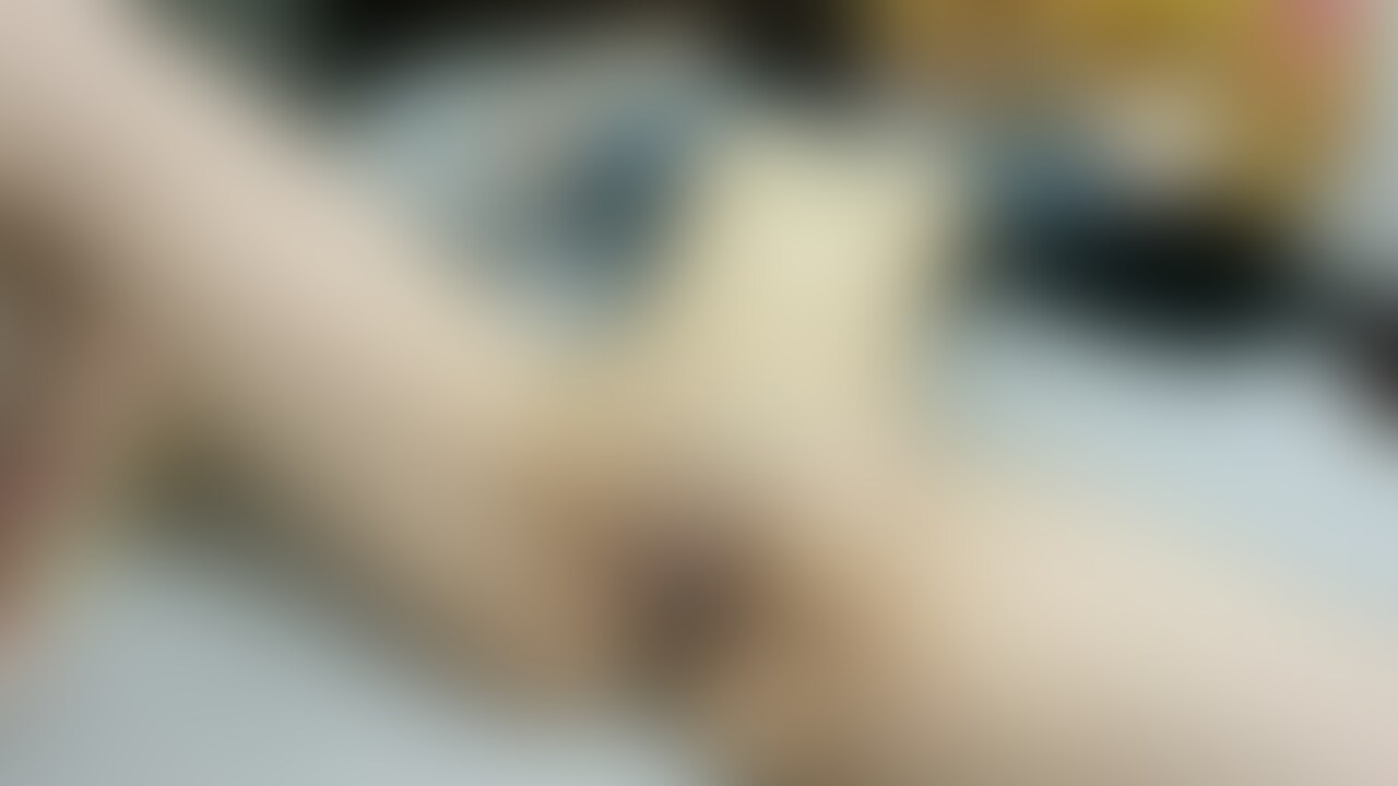 前回の続き挿入編!セックスで○○○させる方法?
喘ぎ声が可愛くてポルチオを狙って刺激しつづけたら連続中イキして身体の痙攣が止まらなくなったあーちゃん、イカセすぎて頭がショートしてしまい意識が飛び停止してしまいました!!あーーまじ〇んだかと思いました; (2/2)