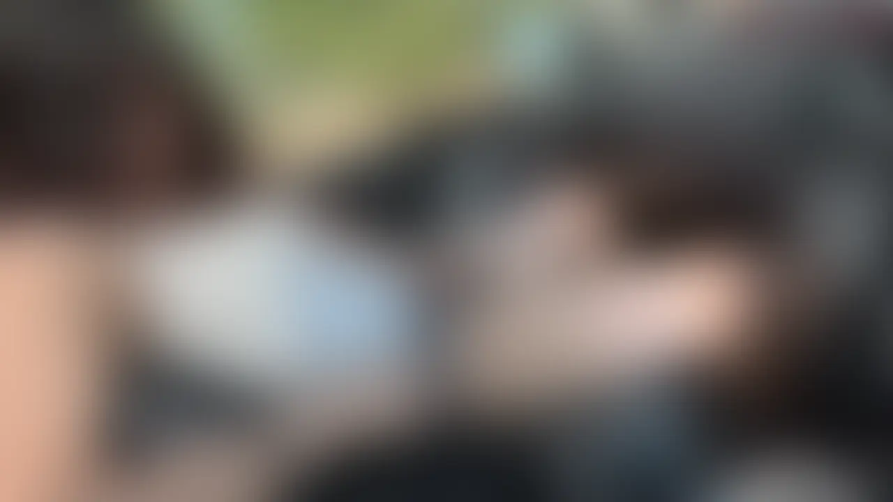 公園でドキドキ露出…💦 彼に見られながらウーマ当てられて我慢できなくなっちゃった///
https://myfans.jp/honoka
こんにちは、ほのかです♡
久しぶりに彼とデートした日、公園でちょっと大胆なことしちゃいました…💦
人がいるかもしれない場所で露出させられて、ウーマ当てられて///
恥ずかしくて必死に我慢してたのに、身体が勝手に反応しちゃって…💋
普段の私とは全然違う姿だから、ちゃんと見てくれると嬉しいです♡ (2/2)