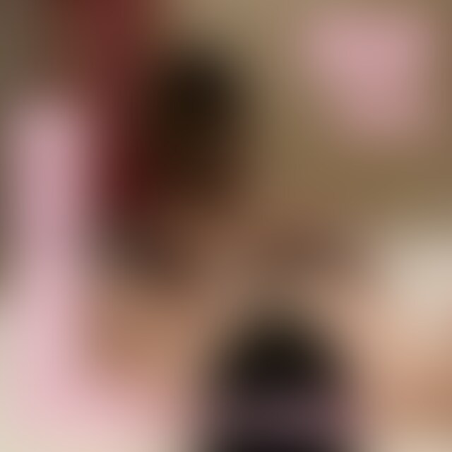 【るか #01】アングル②
講師もしている方にウィッグ着用を条件にご協力いただけました。
当動画ではルカさんという名前になります。
90分コースの流れを普段よりも過激めにやっていただきました。
うつ伏せではオイル塗布を上半身からという珍しいスタイル。
乳首をイジメるのが大好きみたいで
四つん這いからのギアチェンジが凄い。
いやらしい音をたてながら柔らかい舌先でのマッサージも。
最後は両手でおち〇ちんをマッサージ。
見事な手技に暴発してしまいました。
売上によってはもっと過激な施術も可能なので
ファンの皆様、ぜひ応援よろしくおねがいします。
-------------------------------------------------------------------
「いいね♡」「コメント」をもらえると励みになります!
------------------------------------------------------------------- (2/2)