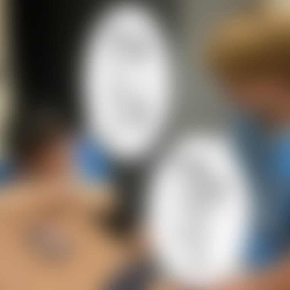 先輩のハメ撮り動画をネタに脅してみたら、好き放題えっちな事させてくれた！ sample 1