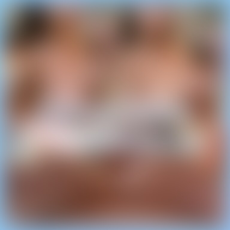 フェラしてるときの下乳が凄すぎました♡【No.35】
フェラ♡動画です
今まで主観のフェラ動画は撮影しましたが…
今回は下から撮ってみました‼︎‼︎
男性は普段見えないアングルなので
ぜひぜひ見てみてくださいっ🥺
下乳好きさんにもオススメです🫶 (2/2)