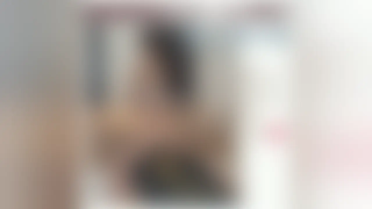 顔面騎乗オナニー & おなら【癒し系美女まゆ様編】
美人なS女がM男の顔面を使ってマスターベーション!
気持ちよすぎてオナラが出ちゃう (2/2)