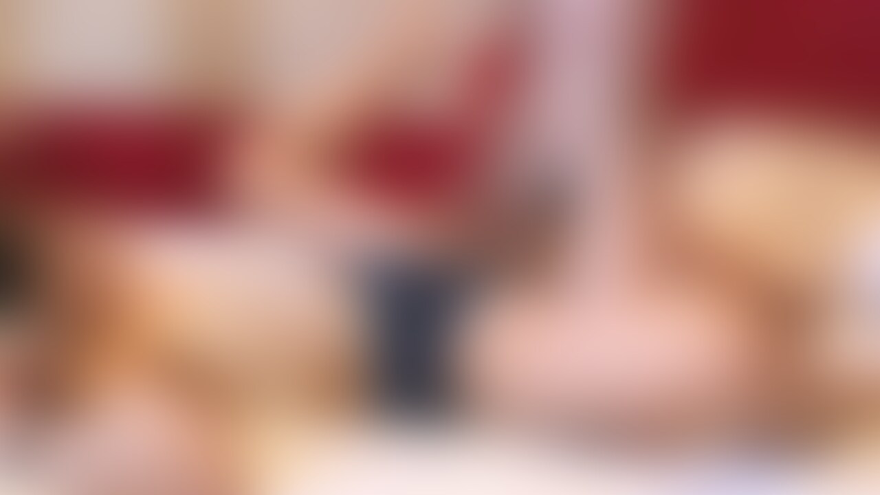 【脱がずに挿入完全着衣🎀】(9分30秒)
セクシーコスでそのまま挿入できちゃいました🌟
着衣だからこそのエロさ、
たまりませんよね…💗 (2/2)