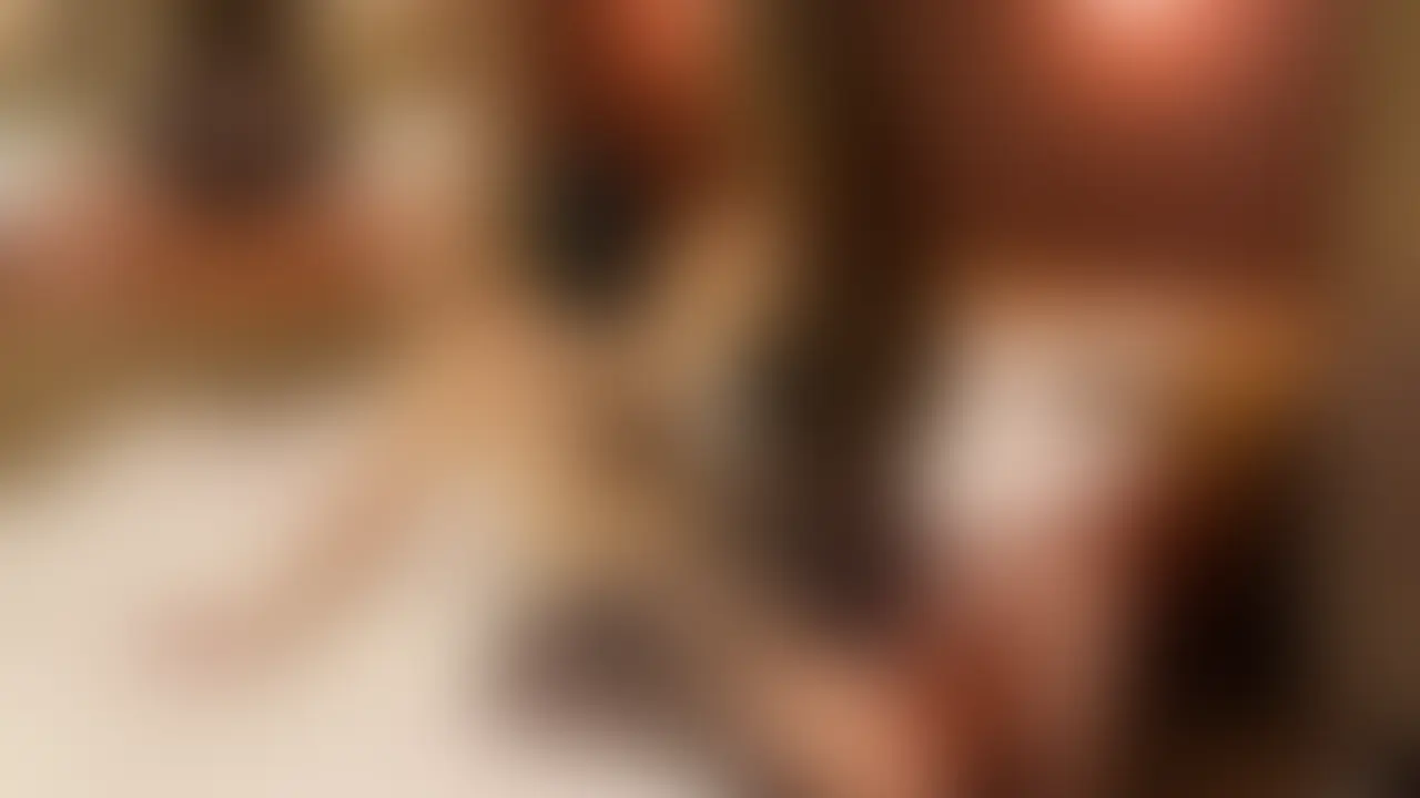 M男をおっぱい窒息させてディルド顔騎で顔面潮吹き❤️

A slut who loves face-sitting, suffocating Males with her breasts and using them as sex toys♡ (2/2)