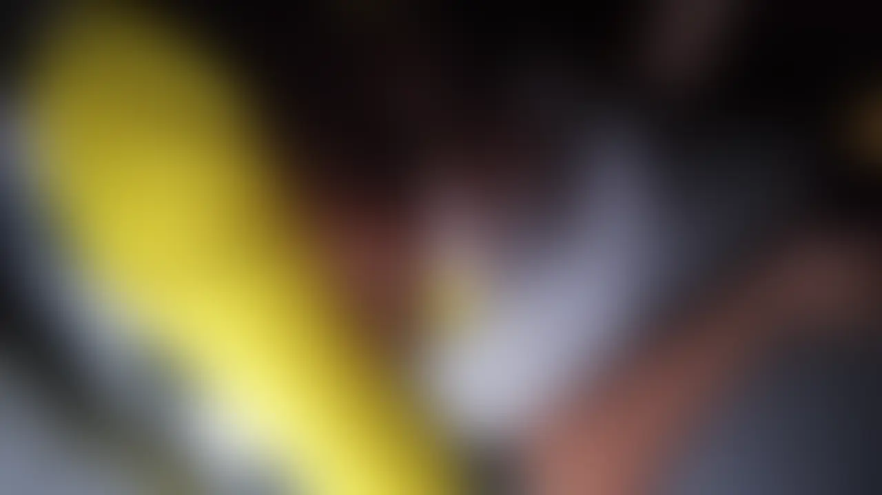 Fカップ巨乳美女と4P乱行✨
スレンダーな美女は、おっぱいもお尻もデカくて、デカチンを軽く出し入れするだけで、イッちゃう雑魚まんこさんでした🍌
オイルでテカテカになった、淫らな身体はまさにオナホそのもの!!! (2/2)
