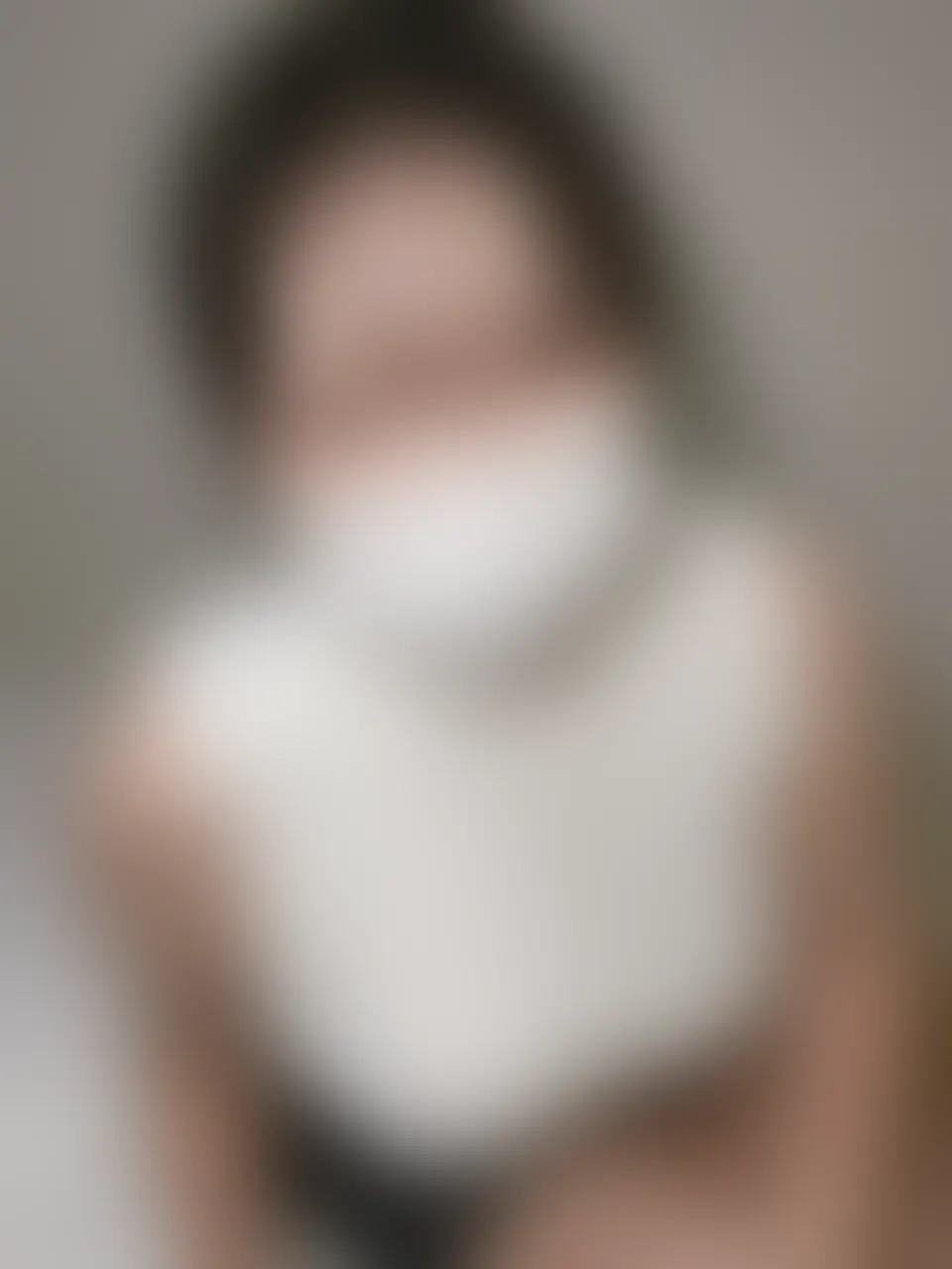成瀬ゆい「嫌がる成瀬さんを写真撮影 でも本心ではきっと喜んでて、脅迫されることに悦楽を感じているはず」の投稿サムネイル