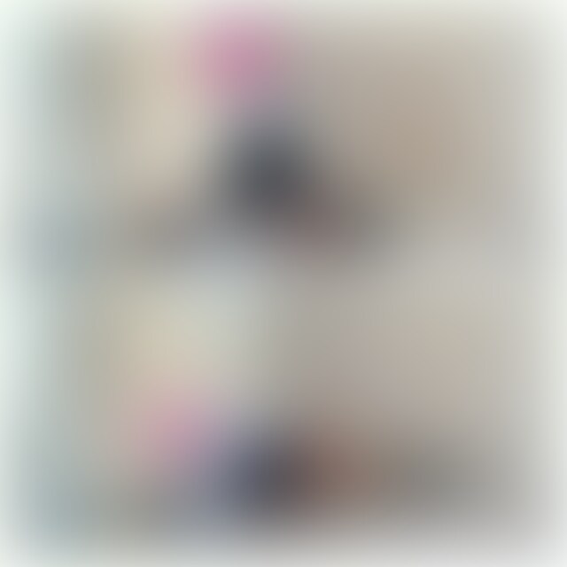 ※こちらは他サイトでも販売された商品です。重複購入にご注意ください。
知り合いの人妻が新居に引っ越すそうで
新しく住む部屋みせて欲しいと連絡し、OKもらったんで午前中に遊びに行ってみました。
部屋に入ってみるとまだ家具等なく、昼過ぎに引越し屋がくる予定らしいです。
ちなみに旦那さんは仕事中で夜まで帰ってこないそうです。
とてもノリがいい人妻なんで引越し屋が来る前にフェラさせてみました。
恥ずかしいのか、時折フェラしながら笑ってますね笑
ジュポジュポ音を立ててフェラをしてくれ、とても上手です。
だんだん挿れたくなってきました…
「ちんぽ挿れた方が楽だって?w」
「言ってない!!」
拒否られました…
そうしてまたまた咥えはじめます
すっごい奥まで咥えてくれてますw
もう我慢できません…
「一回立ってみ!!」
そういって人妻を立たせて、壁に手をつかせて下を脱がそうとしたら逃げようとしてますw
「ねぇ!なんで?!やんないってぇ!!」
っと拒否ってますが、
僕は辞めることなくそのまま下を脱がせて立ちバックで挿れようとしたんですが中々うまくいかず、
その場で寝かせて前戯もなしで正常位で挿入しますww
さっきまで散々いやがっていましたが、ちんOが入ったら抵抗しなくなりましたw
少し正常位でまんOをほぐしてあげたあとは
再度立ちバックチャレンジしてみたところ、すんなりはいりましたw
ガチで元から知り合いの人妻なので、会話しながらセックスしてますww
※特定されるような会話の部分は無音にしていますのでご了承ください。
しばらく立ちバックで楽しませてもらったとは、ケツにぶっかけました (2/2)