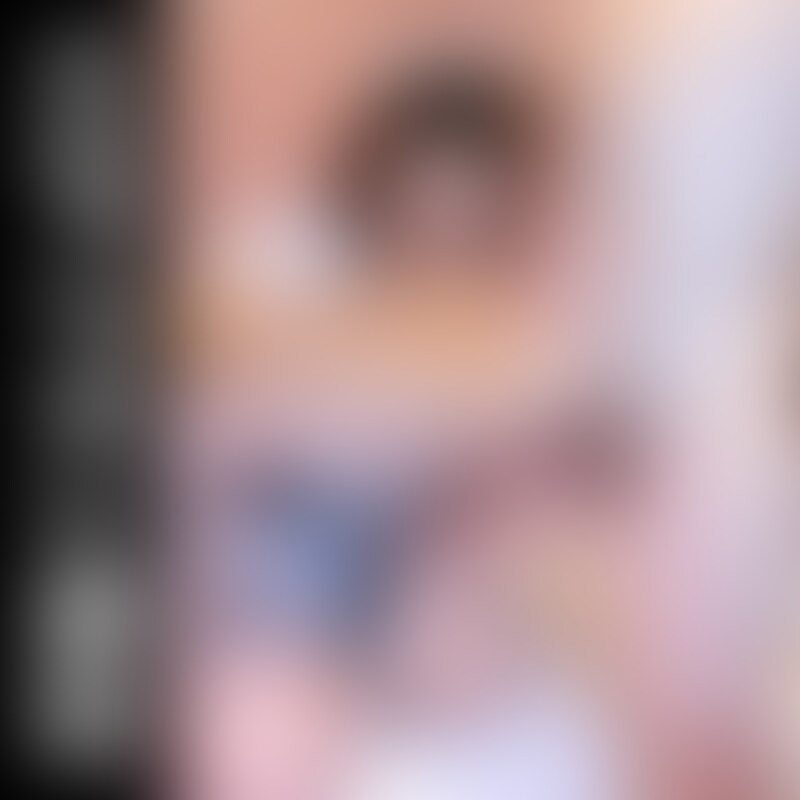 ※この動画は以下の動画のサブアングルです。
https://myfans.jp/posts/ed536c05-f0e4-445a-998c-f3e980e2ed94
【今回の動画は前編になります。後編は後日公開いたします。※射精シーンはありません。】
今回の作品は、ローションを使って寸止めしたあとにラップ○○○束で寸止め射精させる作品です。
いつも通りのあやちゃんによる寸止めが本当に激しい。。。ローションを大量に使っての激しい寸止めからのちんこビンタ。
寸止めを6回ほどしたあとに、ランプ○○○束してからのさらなる寸止め。。。
ちんこが限界を迎えても顔面騎乗でさらに呼吸まで限界に、、、あやちゃんの顔面騎乗が容赦なさ過ぎて、本当にM男には最高すぎるんです。
意識朦朧とする中、限界ちんこをフェラ!激しいフェラに我慢できずに、口内射精!
本来の台本はここまで、、、
「まだ出るんじゃない?」と完全○○○束されたわたしのちんこをさらに刺激!
敏感ちんこを手コキしまくっての連続射精!
マジで限界でした。。。 (2/2)